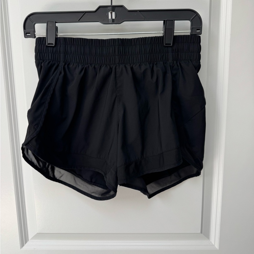 Athleta Mesh Racer Run Short 4”